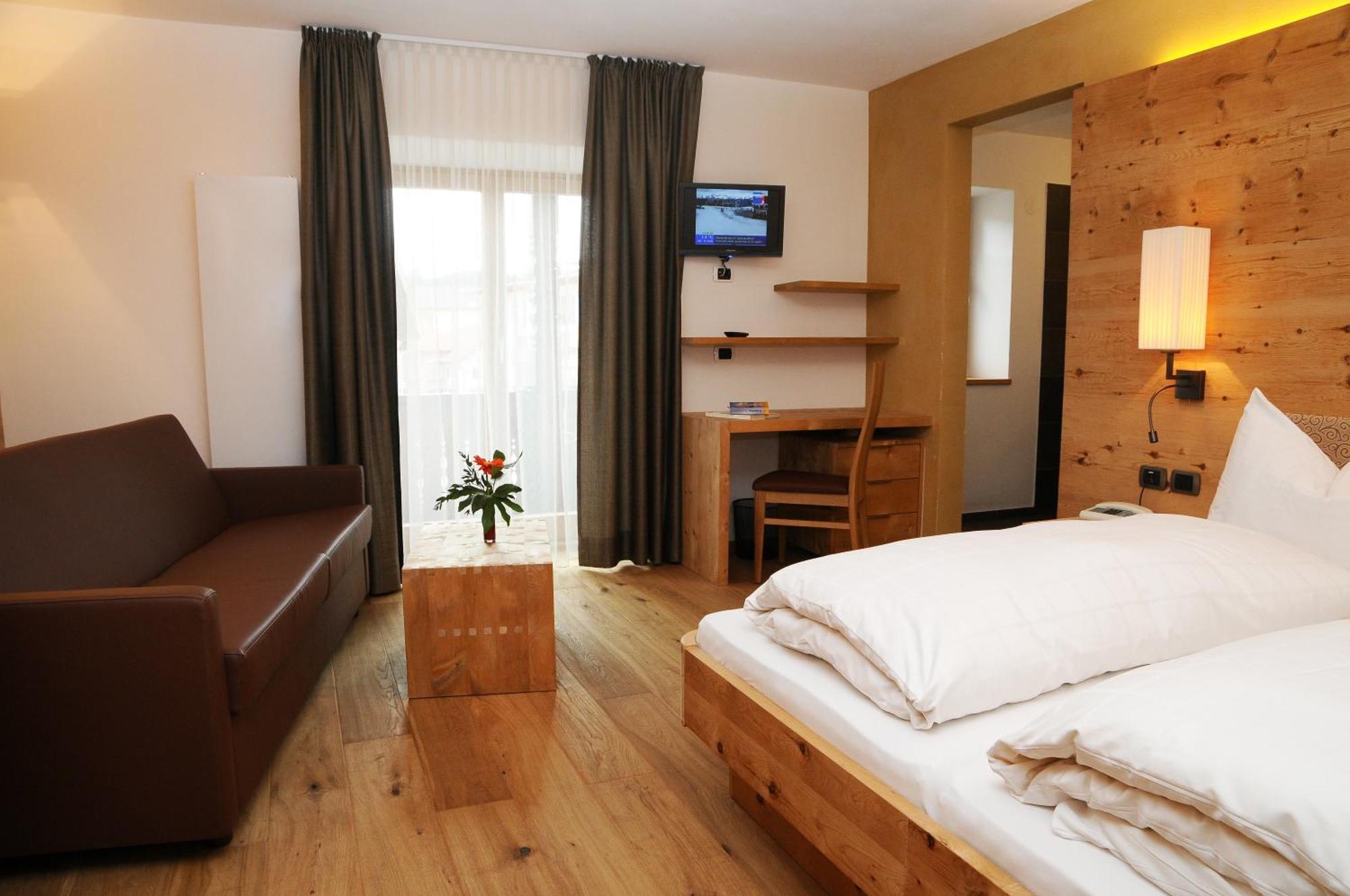 Hotel Olaga Niederolang 外观 照片